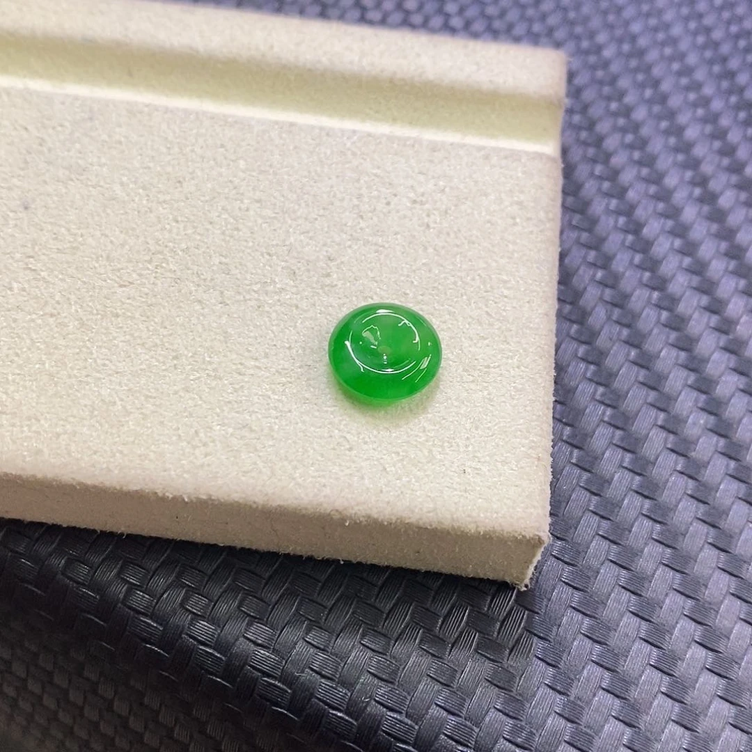 未镶嵌挂件翡翠冰绿扣子