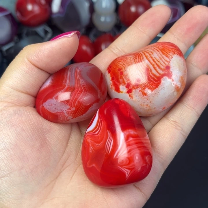 用***巅合金颈饰玛瑙/玉髓
