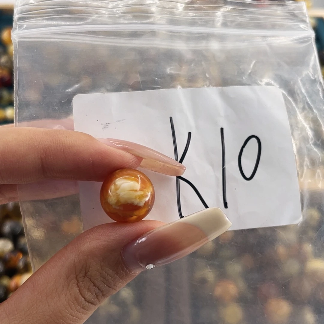 琥珀未镶嵌裸石13.5福利