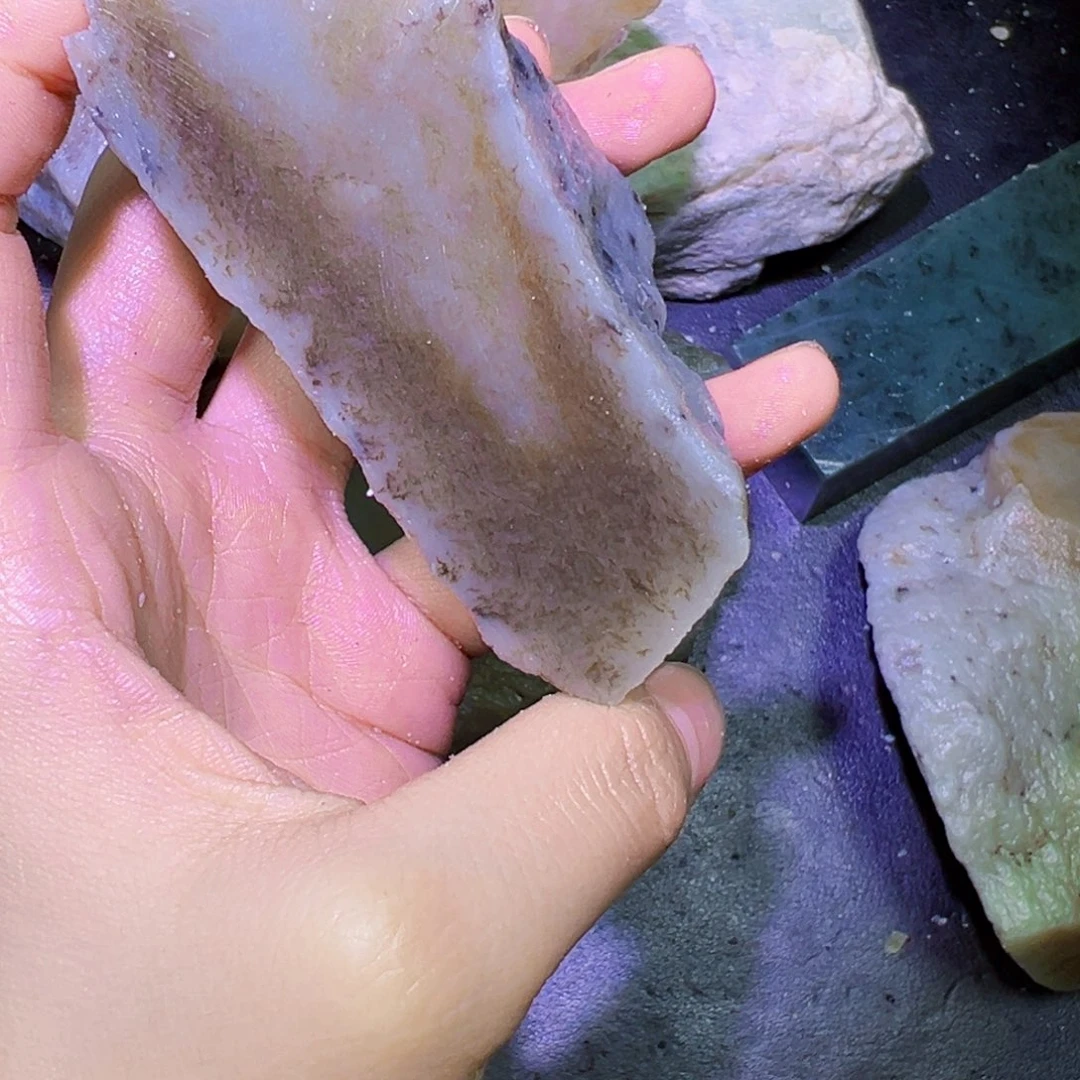 和田玉（糖玉）未镶嵌珠宝半成品