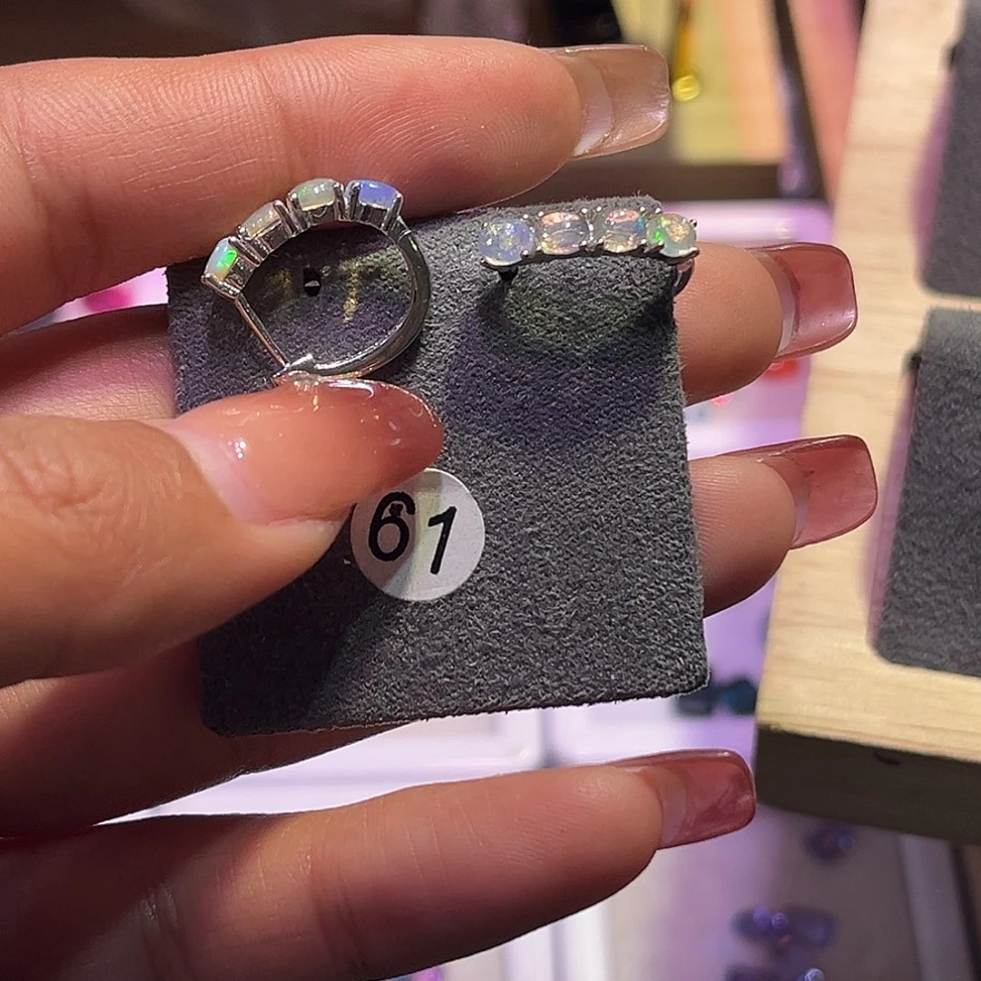 水晶手链未镶嵌镜*?耳钉