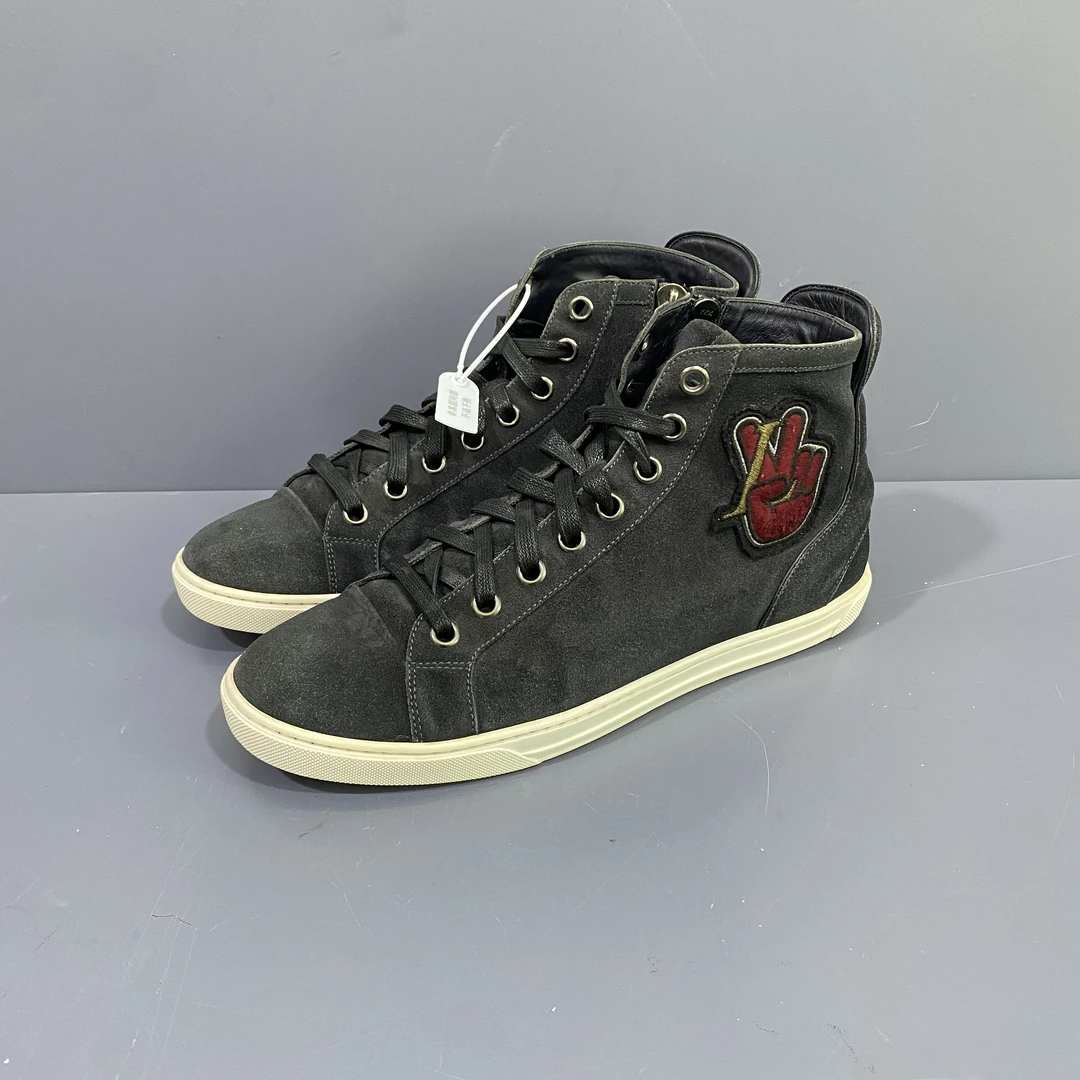 95新 LouisVuitton/路易威登 42黑白板鞋休闲鞋 拉链小瑕疵磨损小