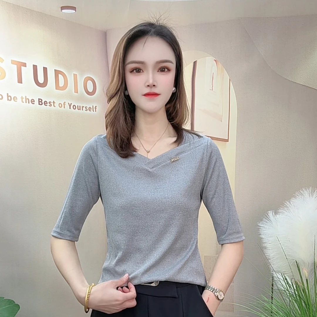 2538半袖打底衫女2025春季新款V领气质百搭显瘦内搭女士上衣