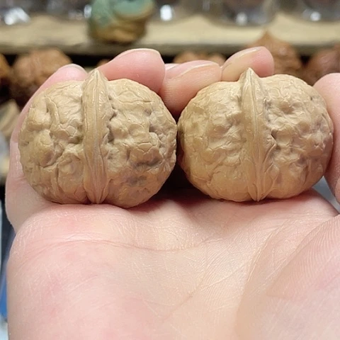 文玩核桃把件西王元宝带彩37