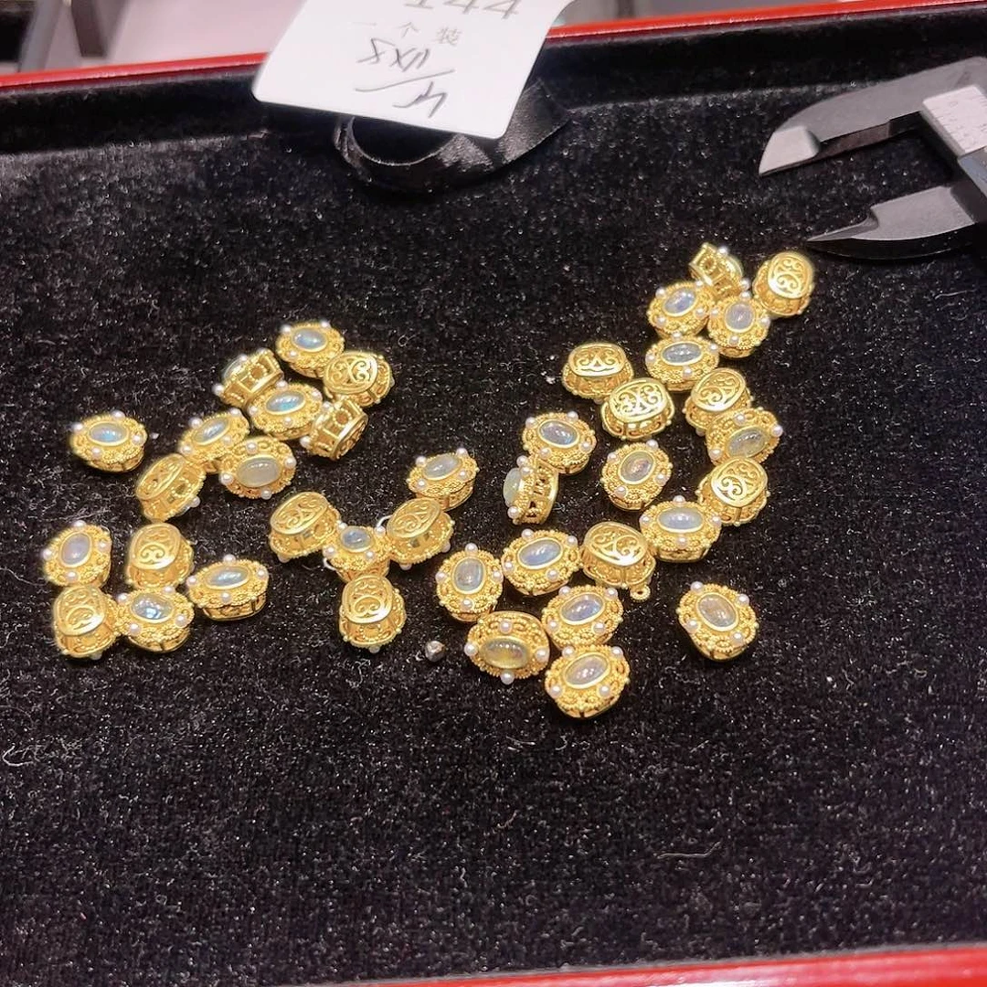 海蓝宝石颈饰银S925镀金镶嵌144