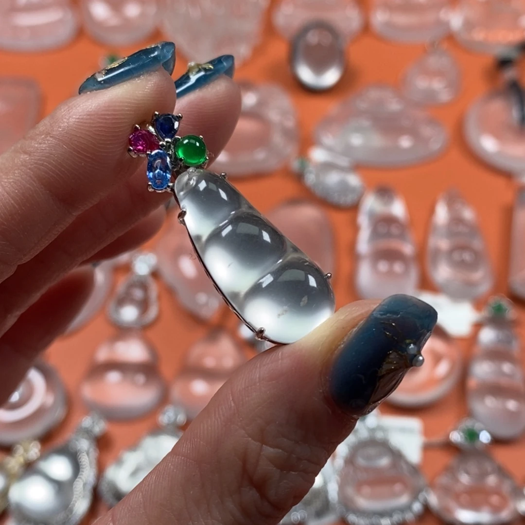 石英质玉银S925镶嵌颈饰黑钢茅台白炸光福豆