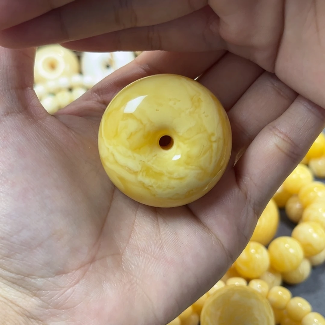 琥珀未镶嵌手串平安扣