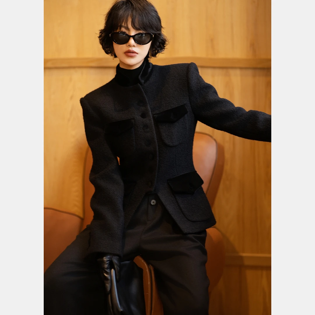 【萨维尔街区】全羊毛拼丝绒立领收腰短款黑色法式小香外套冬