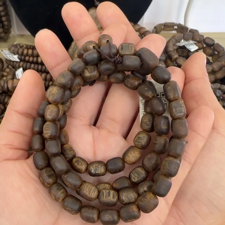 沉香手串汝湖多样性发货一条卡7-23克
