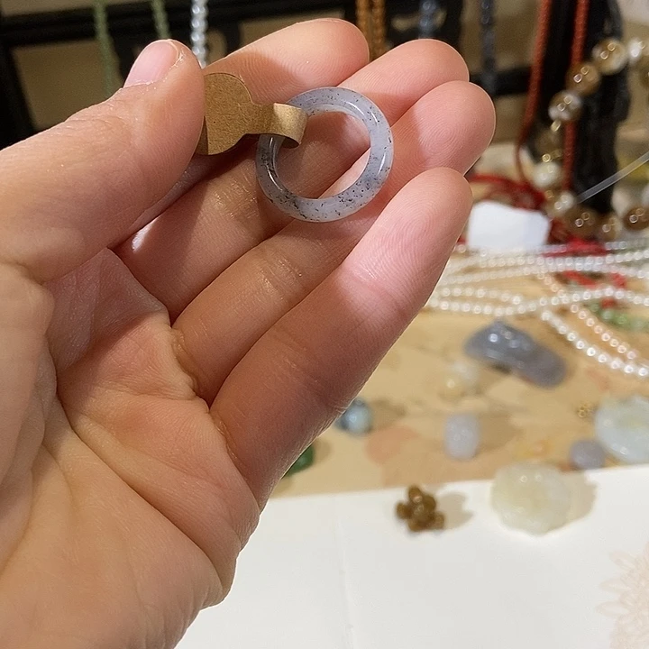 和田玉（糖玉）未镶嵌颈饰这个