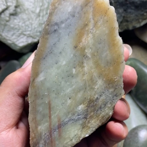 未镶嵌和田玉（糖玉）挂件