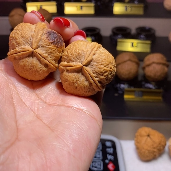 核桃铁核桃 饭团三棱35尺