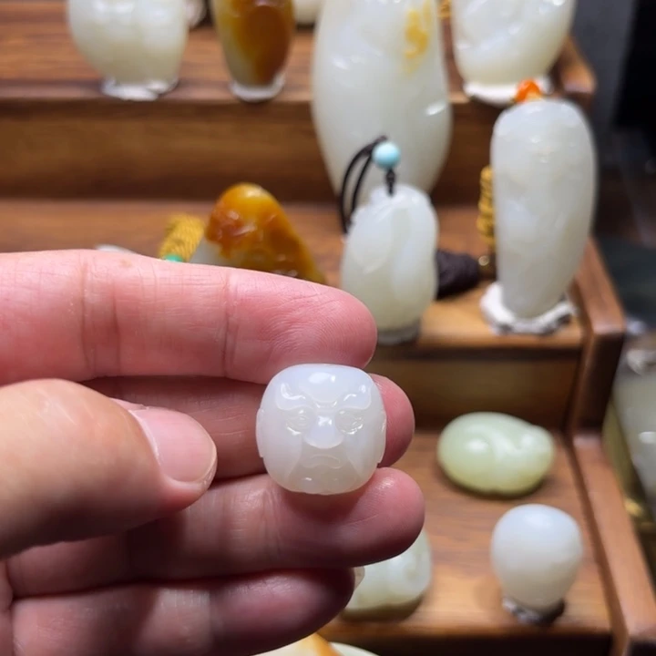 未镶嵌和田玉挂件