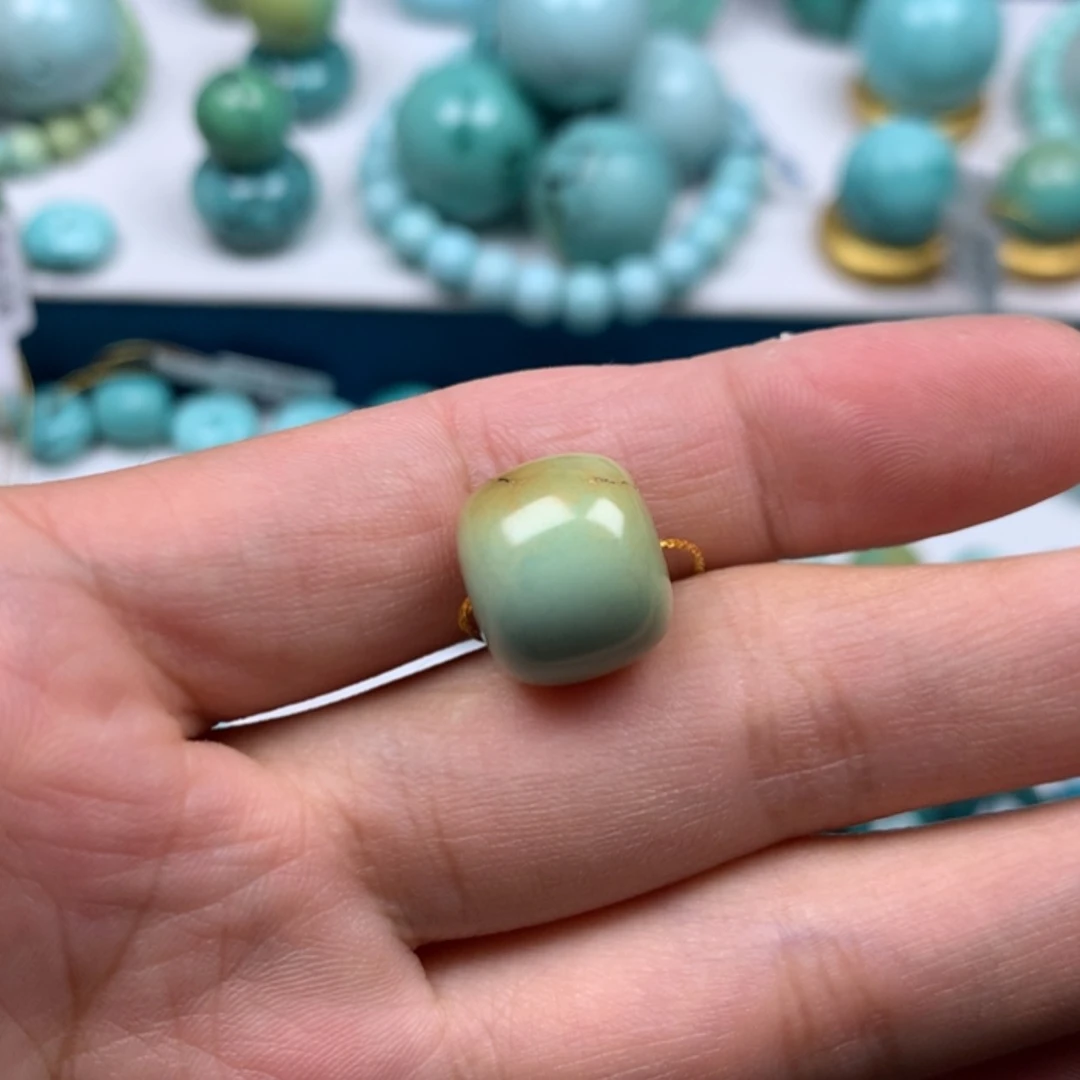 【闪购商品】未镶嵌绿松石珠宝奇石才*