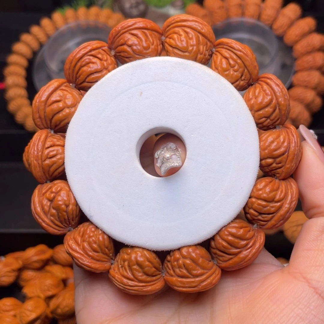 桃核手串18尺寸红魔荔枝无修（16号链接）