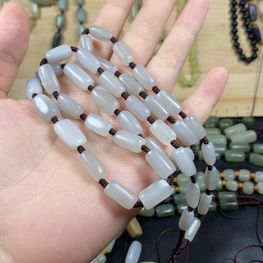 和田玉未镶嵌颈饰雷*陇