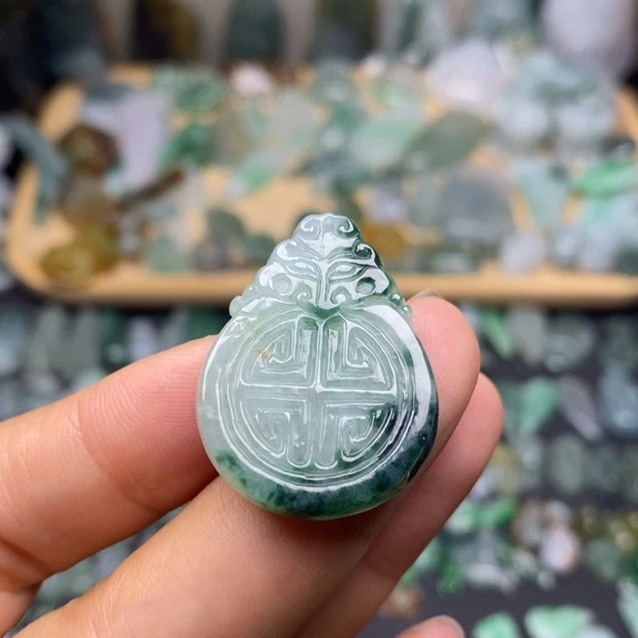 颈饰未镶嵌翡翠仿古牌