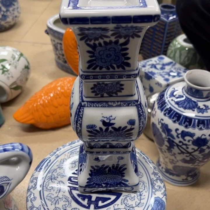 瓷片微瑕。。。。。。。。。。。。。。