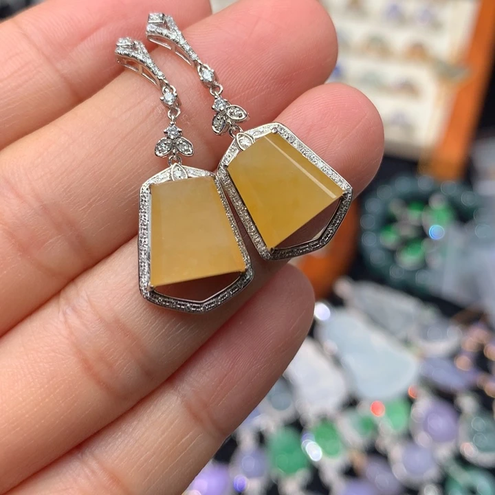 翡翠18K金镶嵌耳饰无事牌耳坠