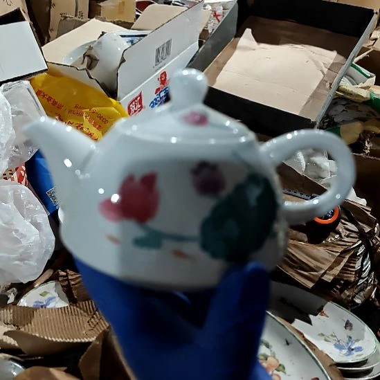 故***狗摆件盘子碗茶壶啥都有