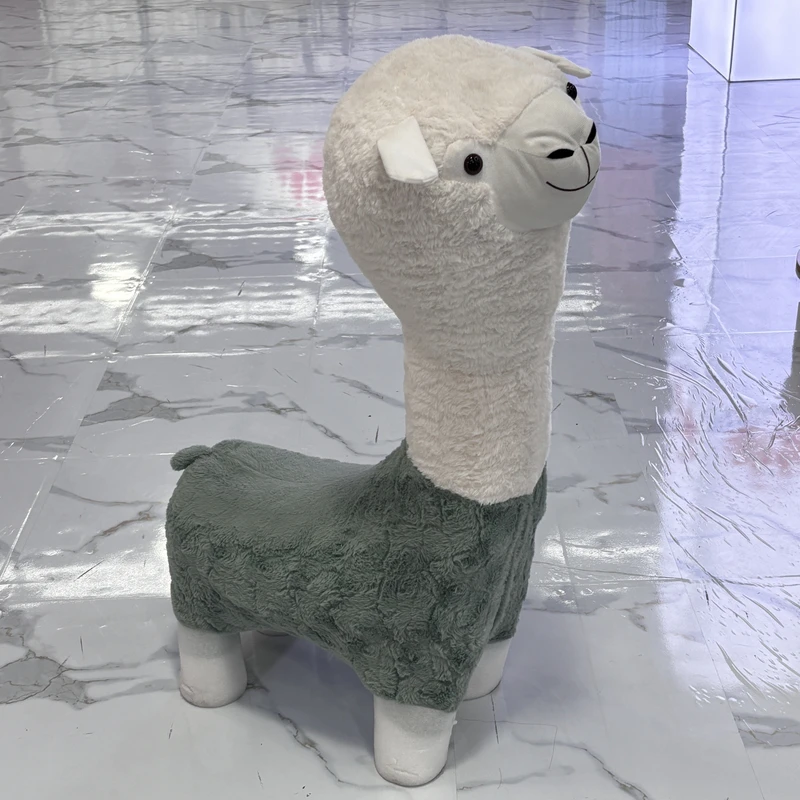 羊驼坐凳儿童沙发动物凳子长颈鹿凳客厅摆件落地网红毛绒