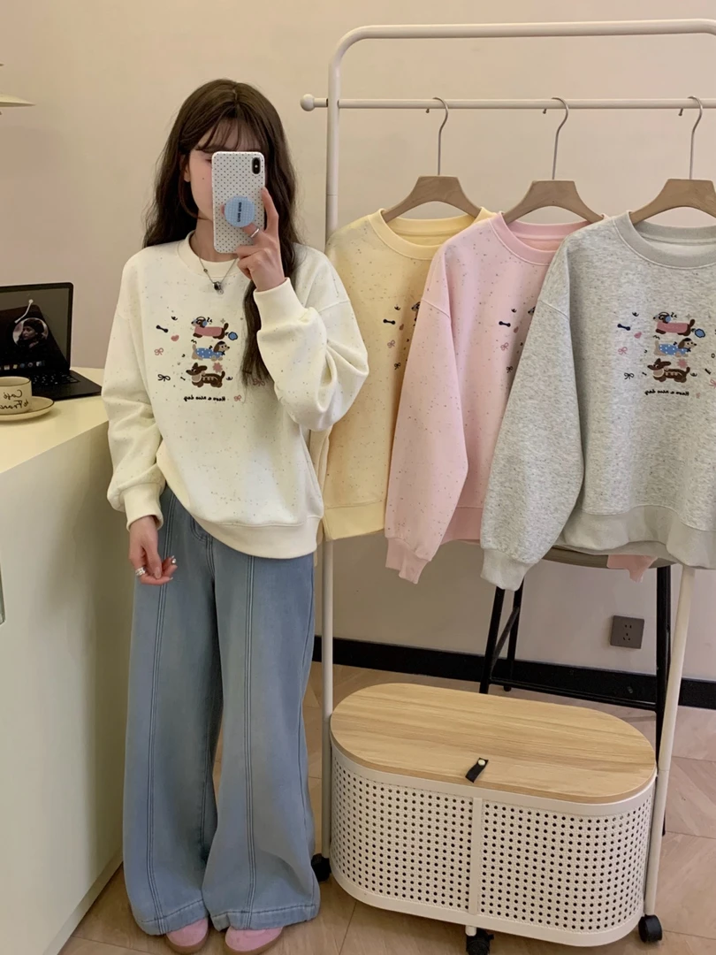 【3135】春季新款彩点三只腊肠狗圆领卫衣