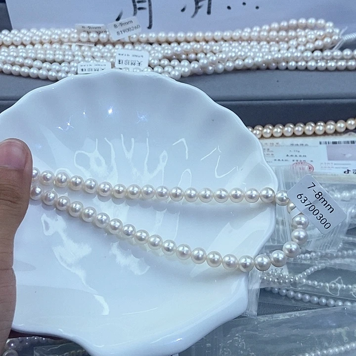 未镶嵌颈饰淡水珍珠