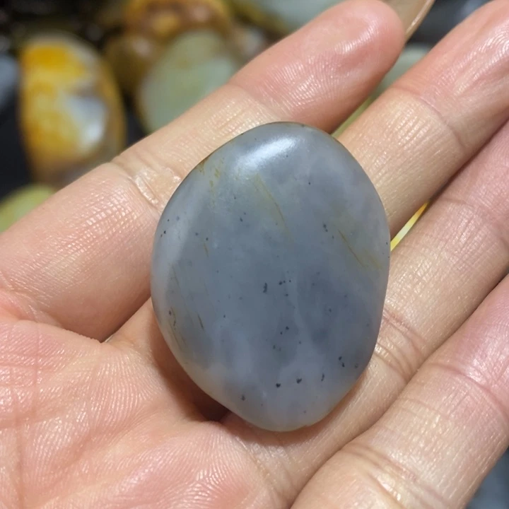 颈饰未镶嵌和田玉（糖玉）3