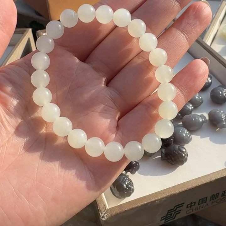 和田玉未镶嵌颈饰卡8冰心