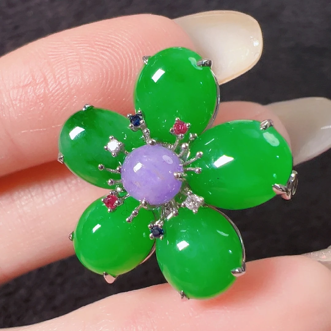 翡翠18K金镶嵌颈饰签收后24小时鉴赏期，过时不退