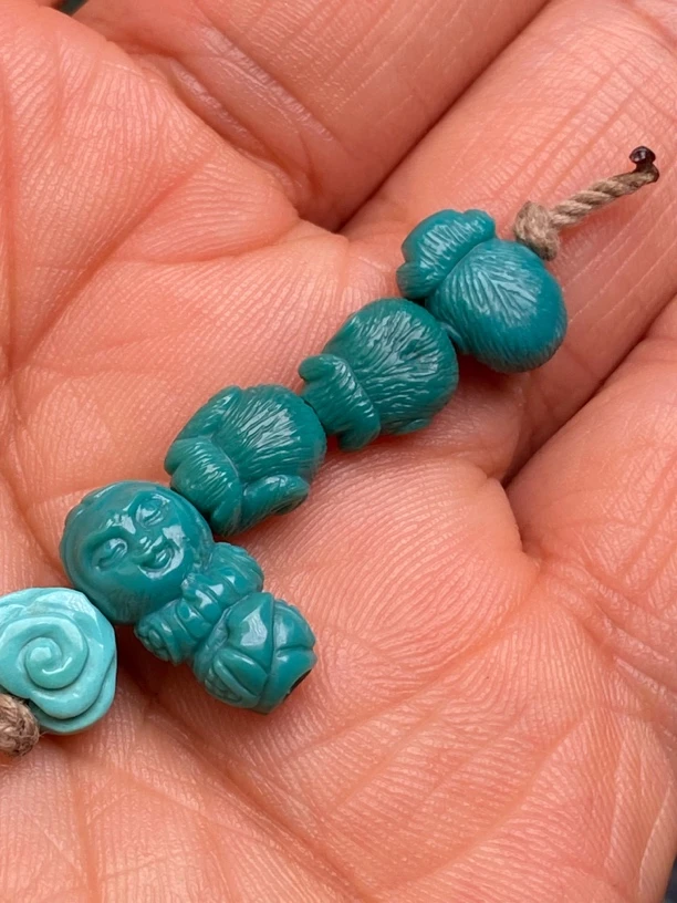 原矿绿松石三不猴佛头三通，尺寸：15.2/7.5。8.5/7mm