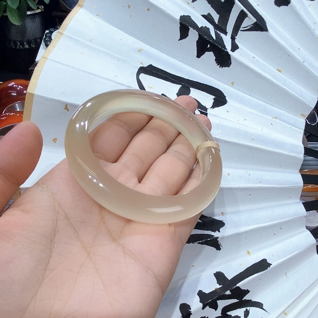 饺***酱手镯玛瑙/玉髓未镶嵌