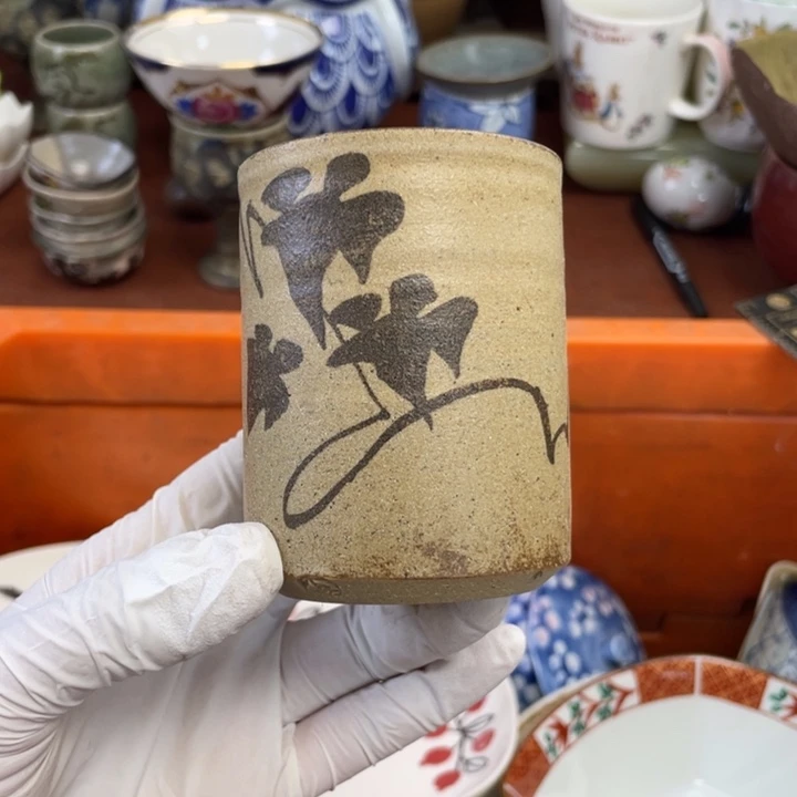 他家瓷器真美…开播了