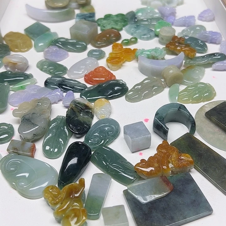 风***钟翡翠未镶嵌颈饰天然翡翠10