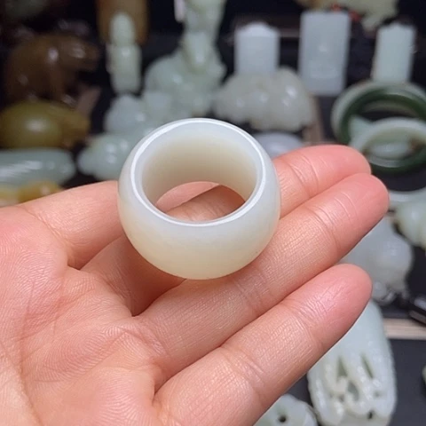 和田玉未镶嵌吊坠(不含链)