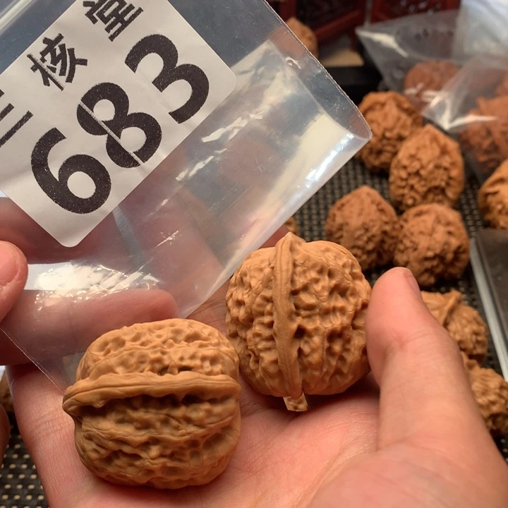 吊坠文玩核桃霸王