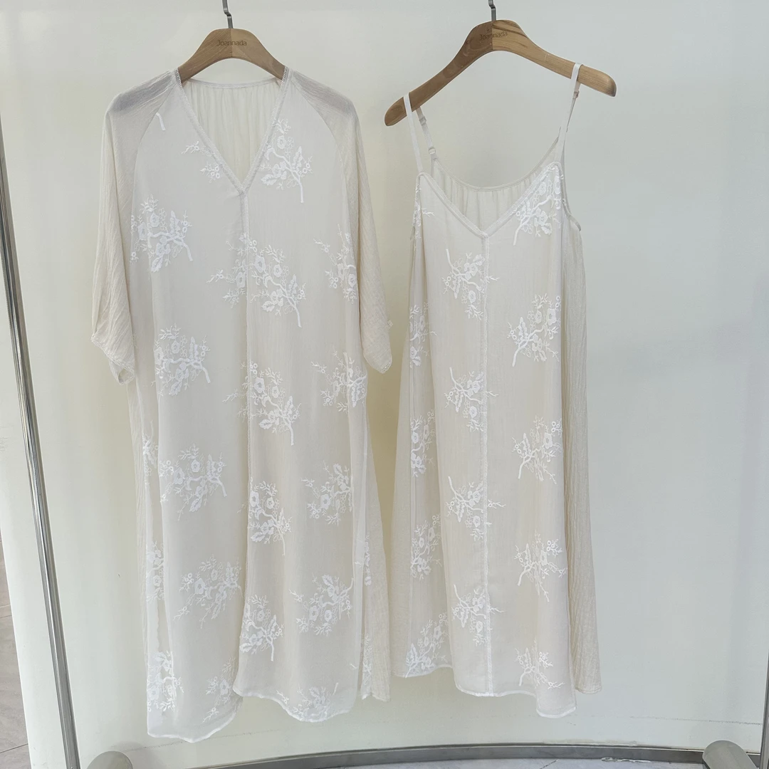 2025飞秒新品蕾丝舒适夏季薄款提花连衣裙