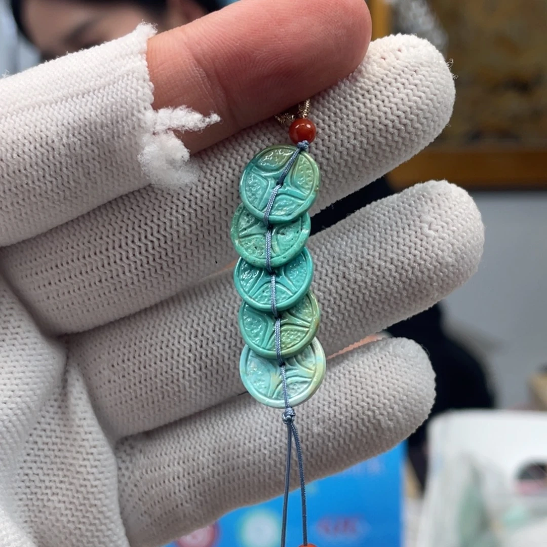 绿松石未镶嵌挂件