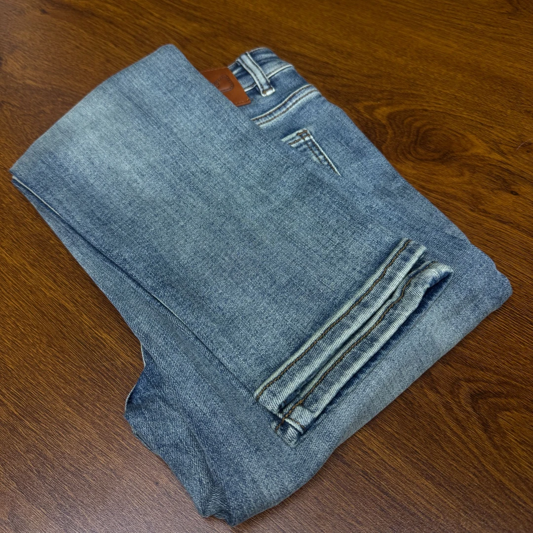 直筒牛仔裤男士秋冬新款百搭显瘦时尚宽松洗水休闲修身长裤子男款