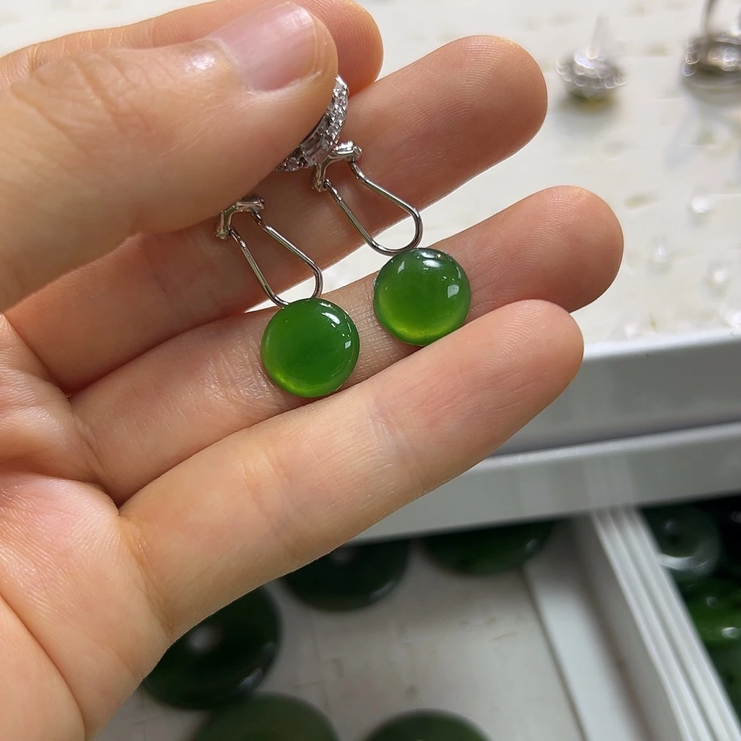 和田玉银S925镶嵌耳饰刘*贝