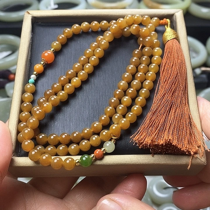 和田玉未镶嵌手串