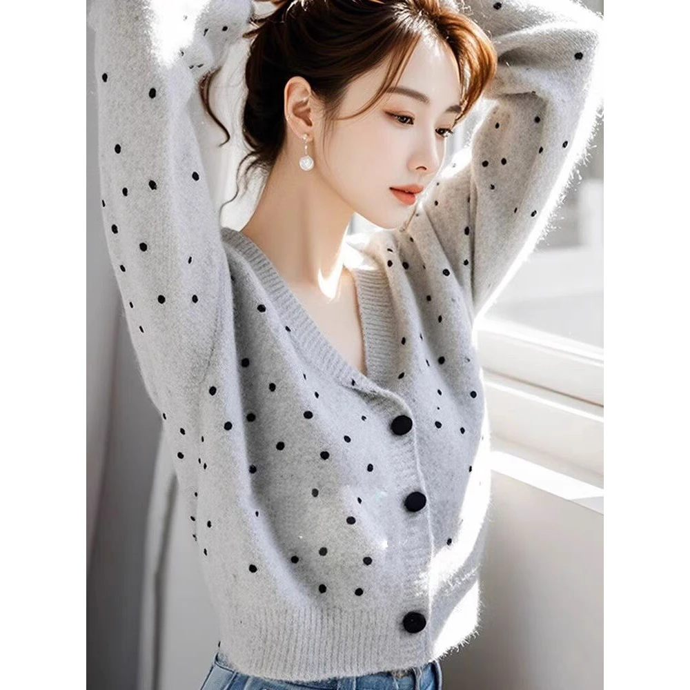 时尚百搭灰色波点针织衫上衣女2024秋冬新款韩系开衫