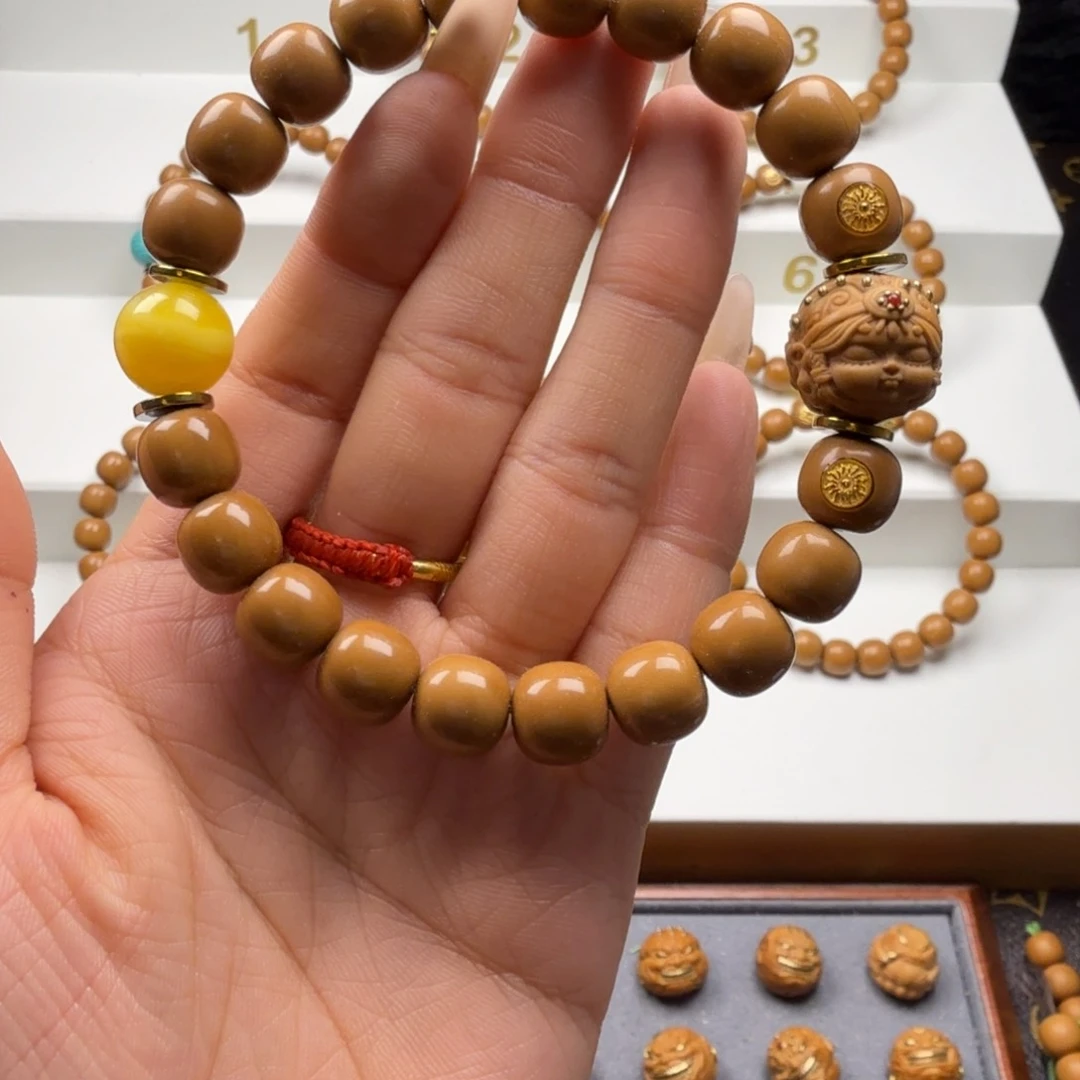 猴头核桃吊坠T*.猴头核桃吊坠送合成配饰