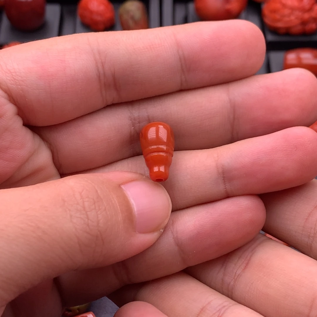 南红玛瑙未镶嵌南红川料原矿奶嘴三通8.5mm