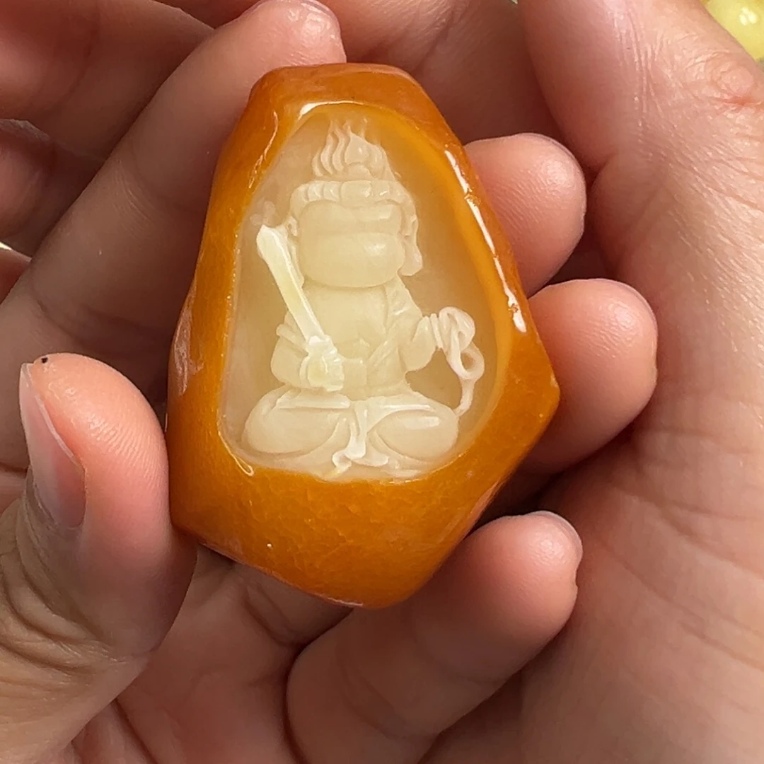 ****步蜜蜡未镶嵌裸石蜜蜡