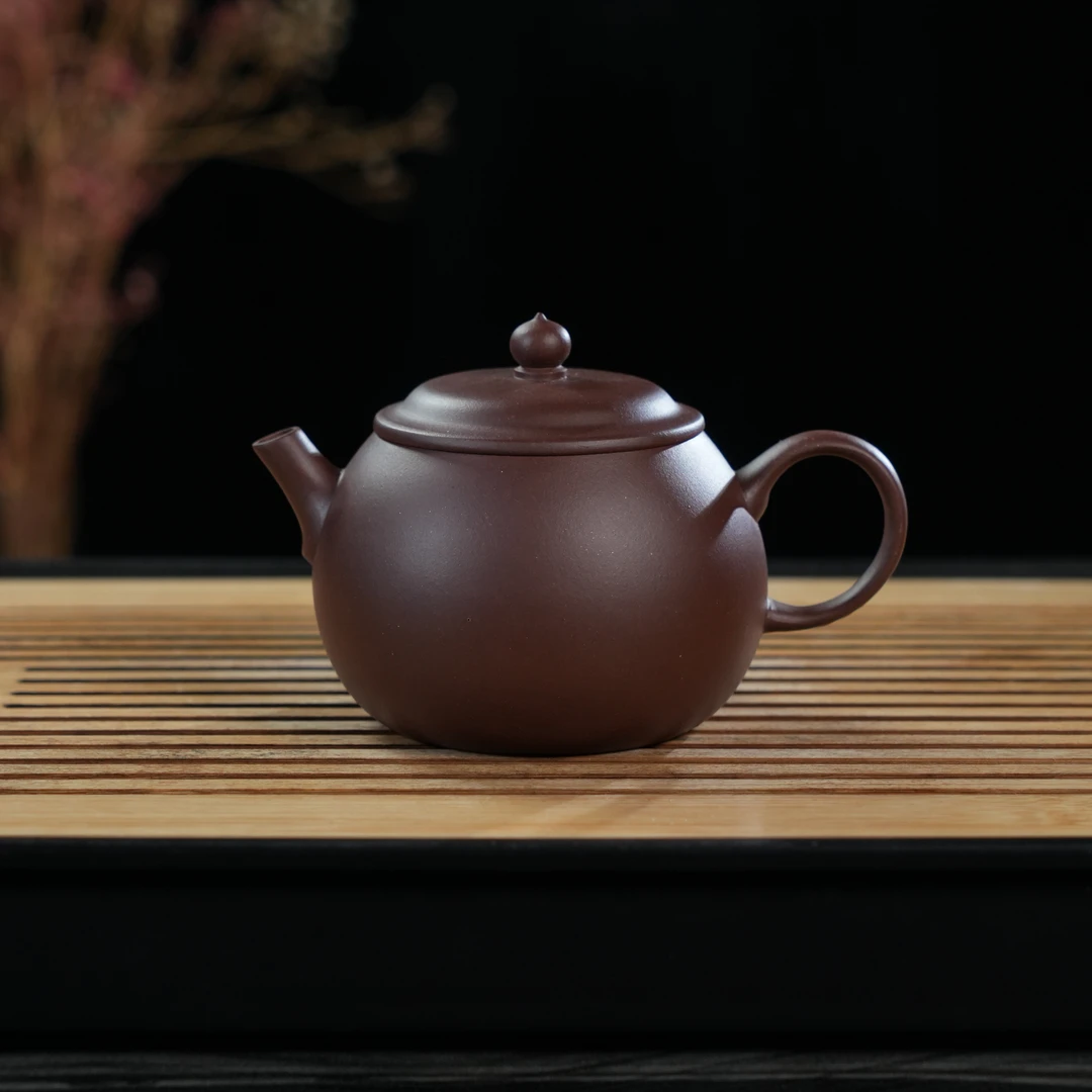 GS20-082  宜兴手工紫砂   沁莲