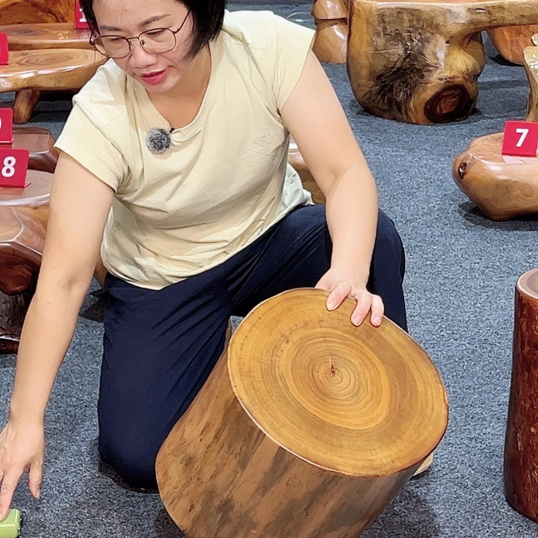 木香樟木尺寸：31-28-30cm