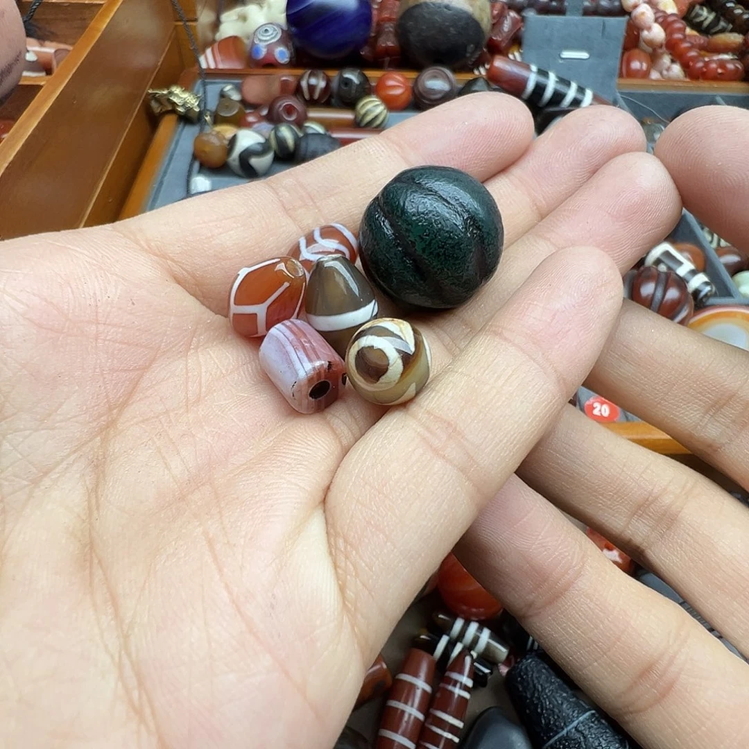 玛瑙/玉髓未镶嵌珠宝半成品