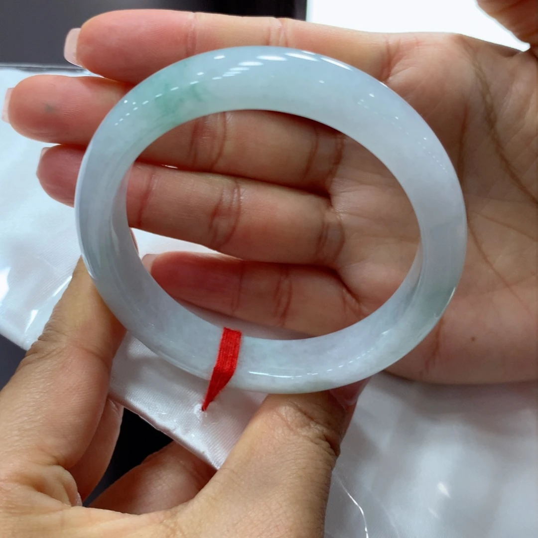 翡翠手镯未镶嵌买断