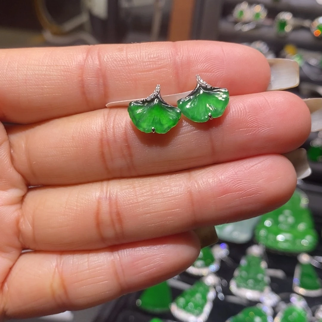 翡翠耳饰银S925镶嵌杏叶耳钉
